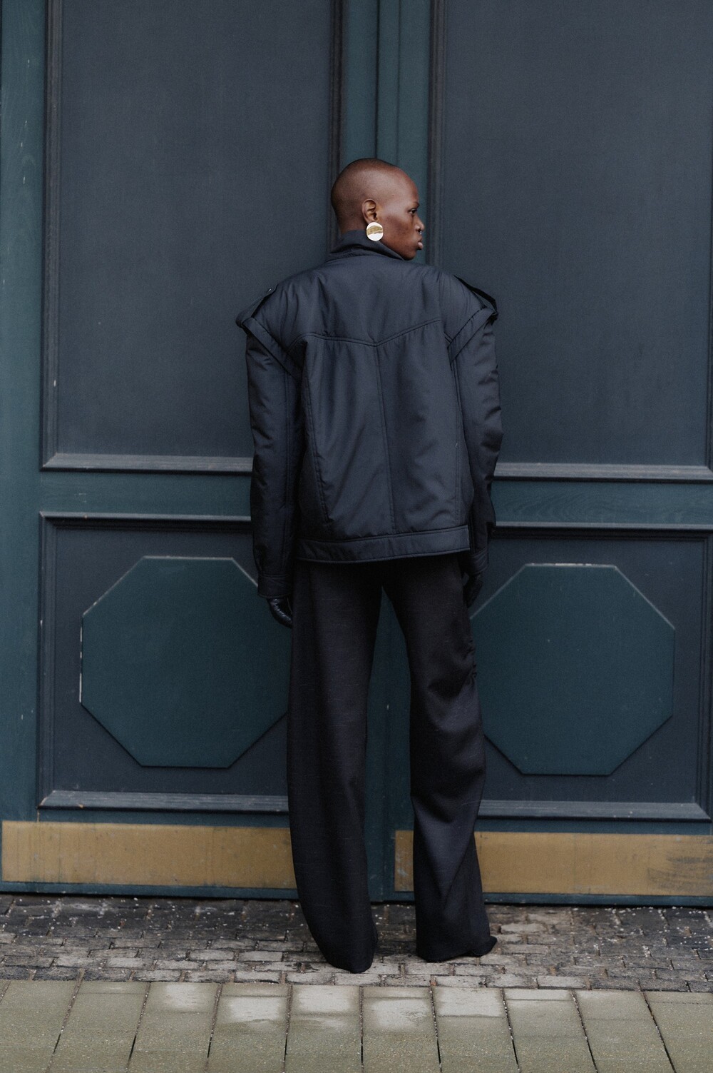 Black trousers with pintucks